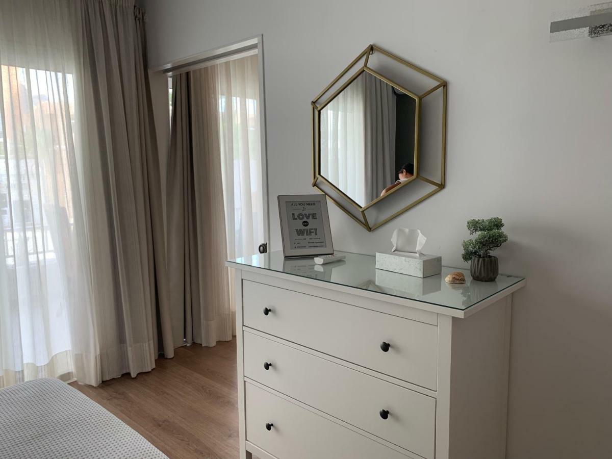 Nuevo Y Lujoso Apartamento En Marbella Centro A Pie De Playa 625 Екстер'єр фото