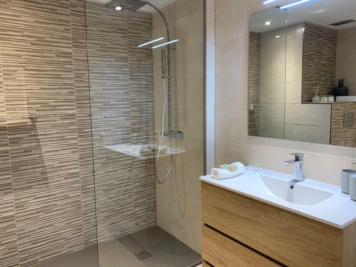 Nuevo Y Lujoso Apartamento En Marbella Centro A Pie De Playa 625 Екстер'єр фото